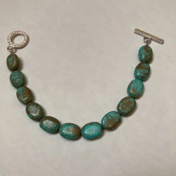 Turquoise Toggle Bracelet 7.25" - Picture 2 of 6